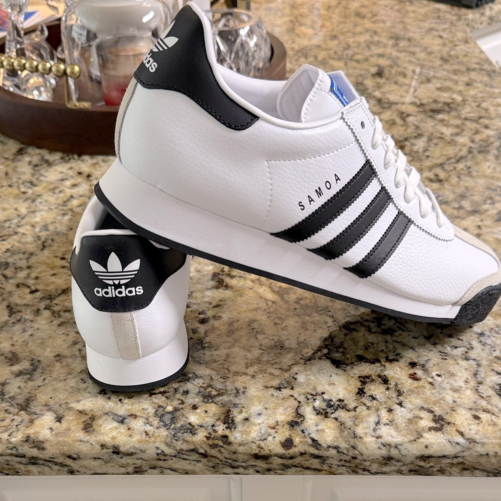 Adidas Men's Samoa White and Black Sneakers with Blue Accents - Picture 2 of 9